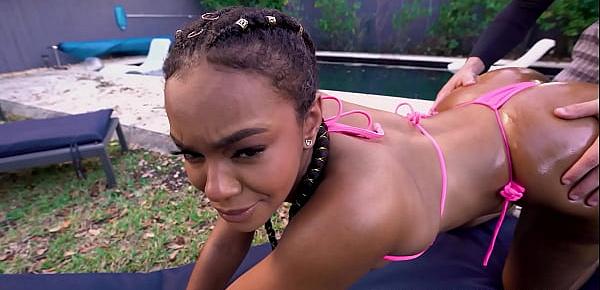 trendsHot black amateur gets oiled up and massaged - ebony porn